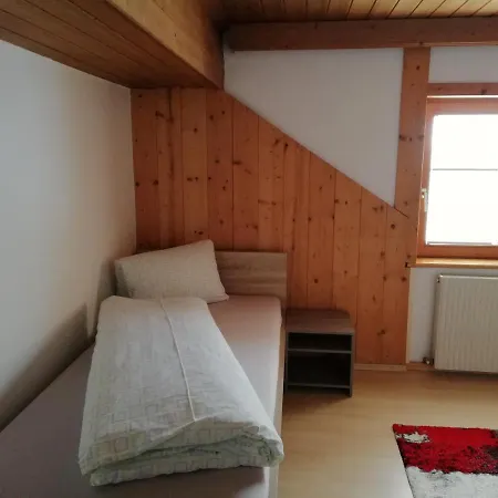 Waldhaeusl * קאונרטל